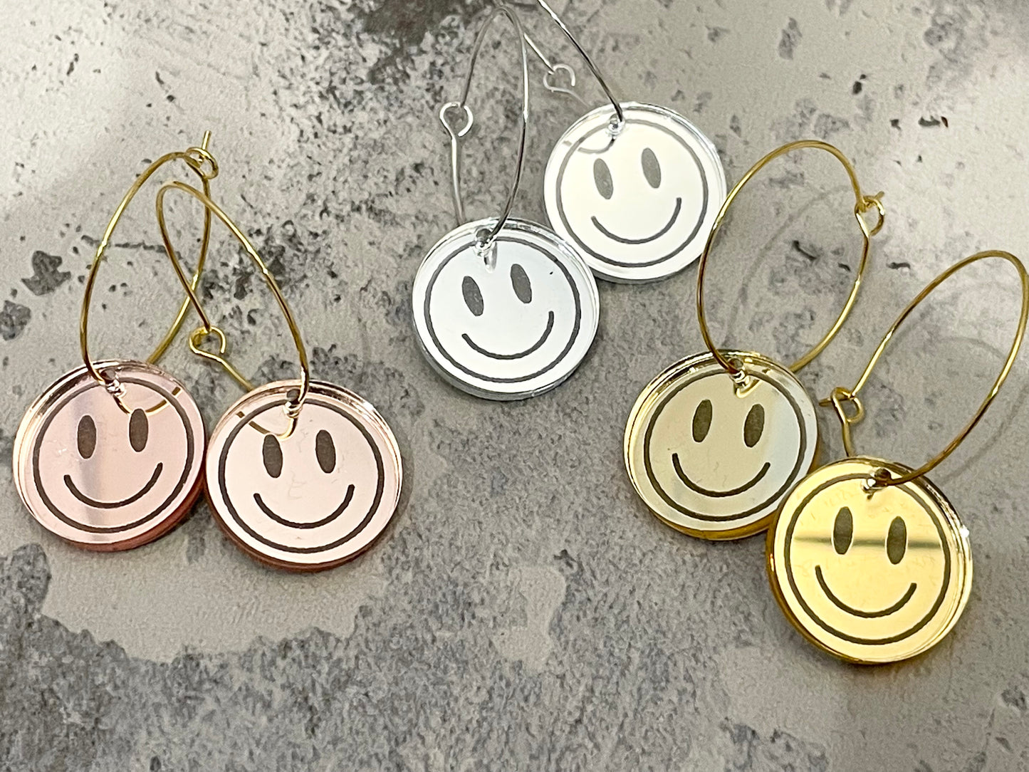 Smile hoop earrings