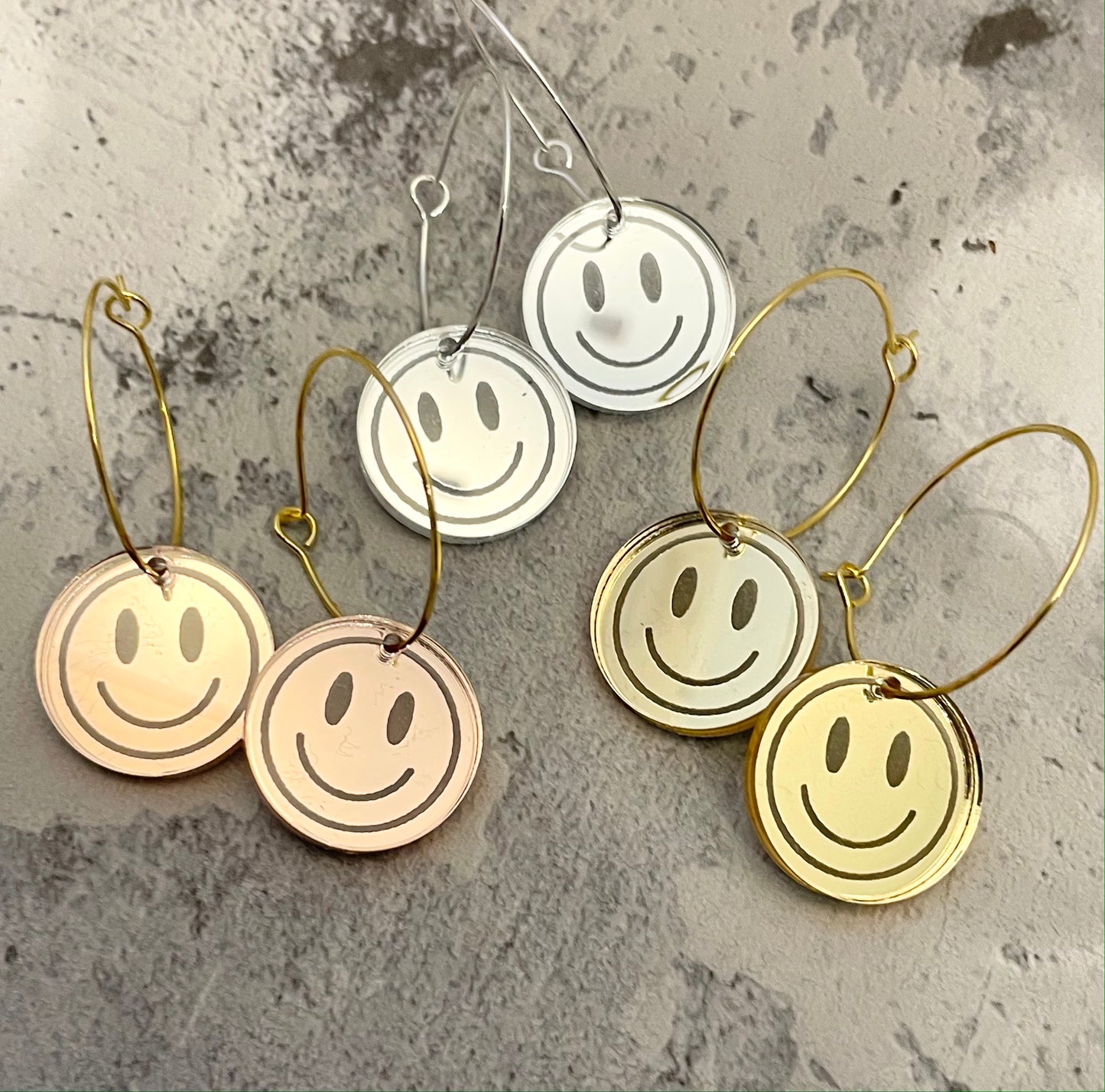 Smile hoop earrings