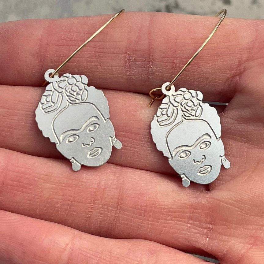 Frida Hoops