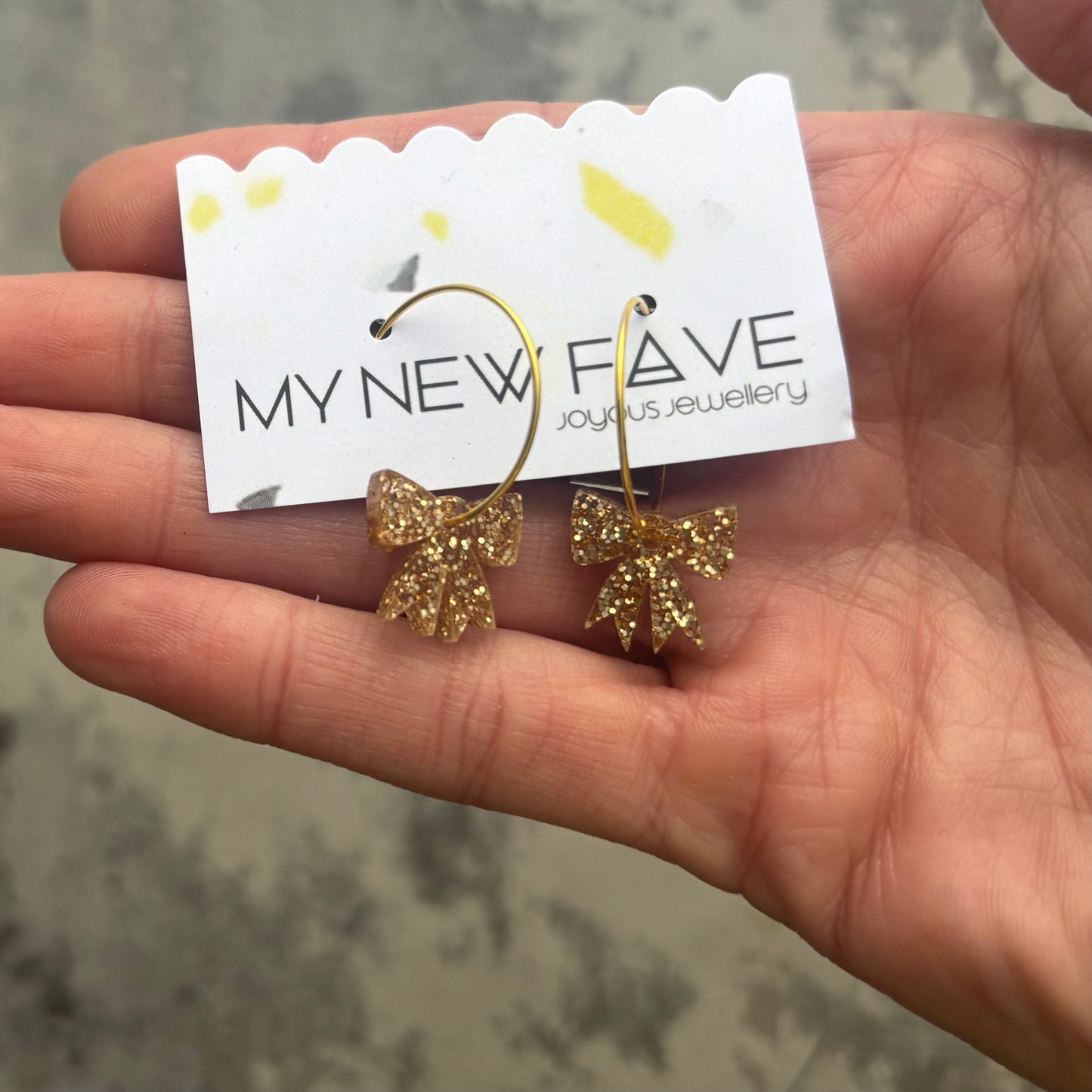 petite Bow hoops