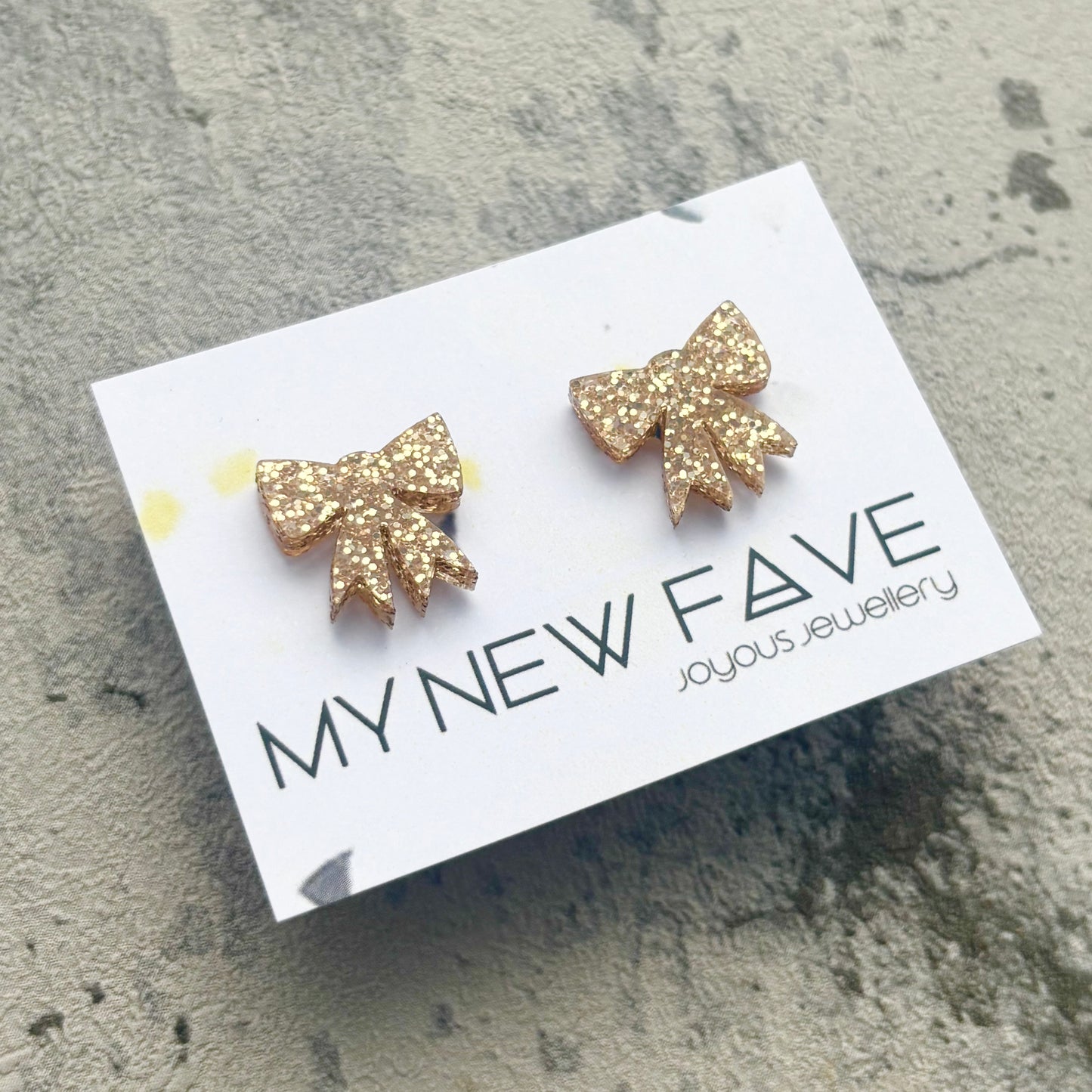 Bow studs