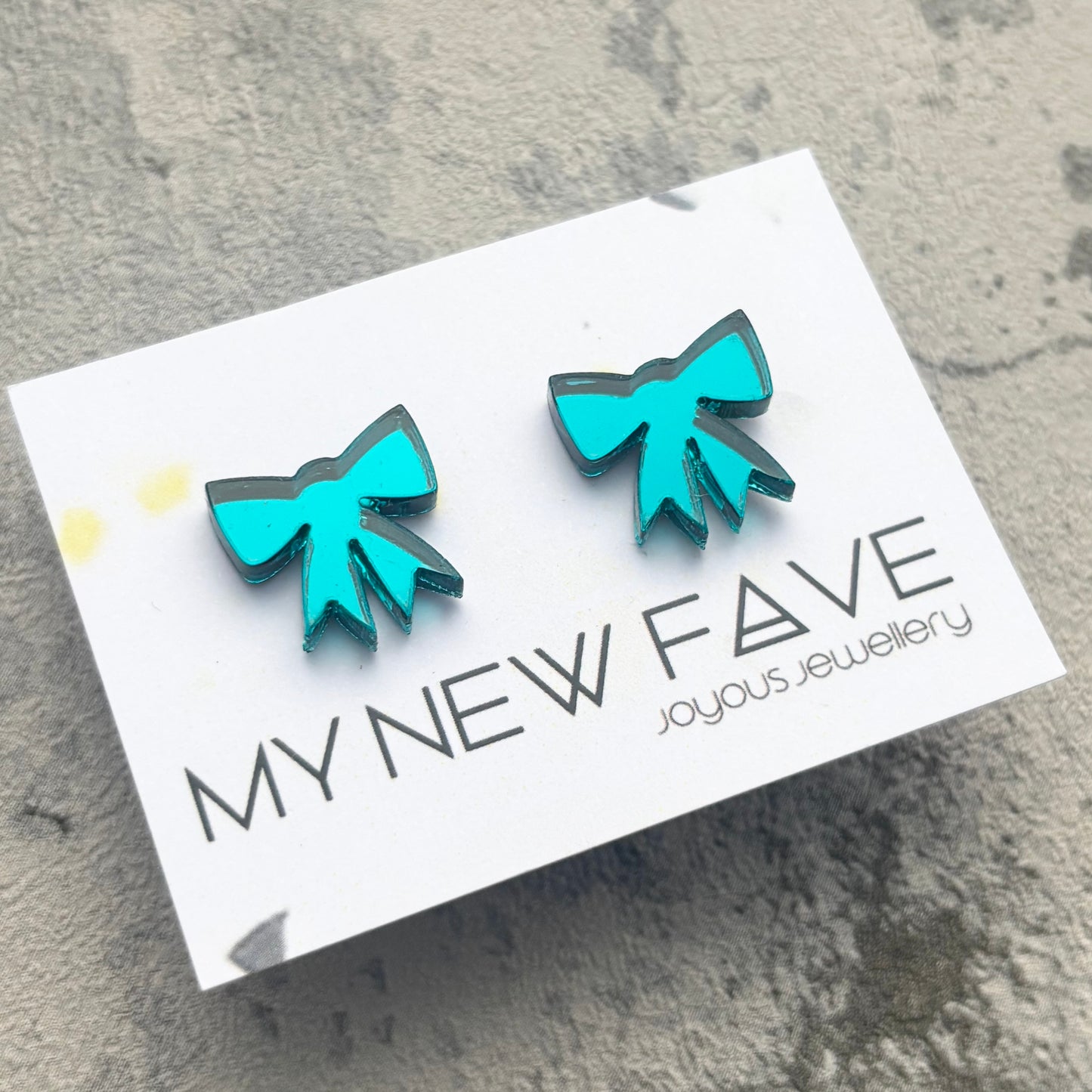 Bow studs