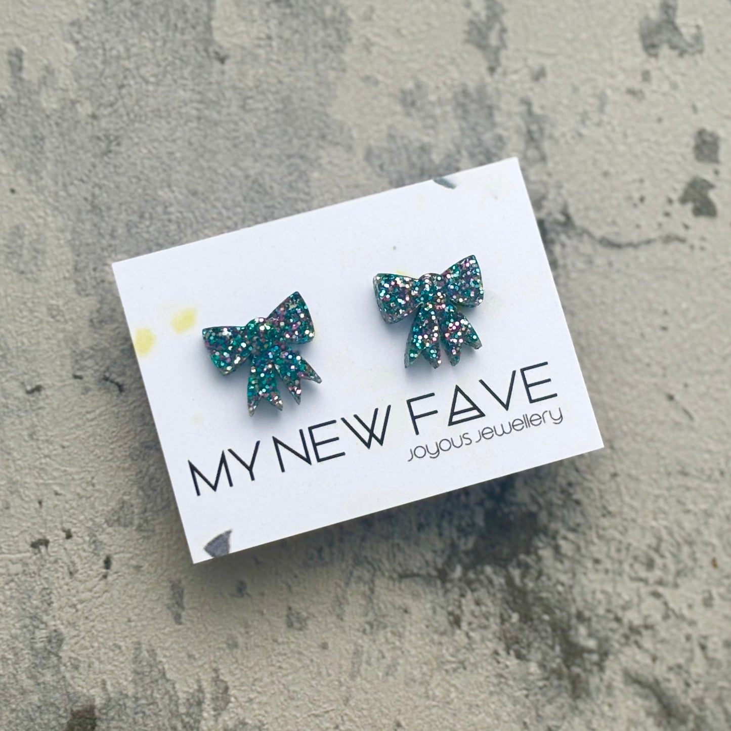 Bow studs