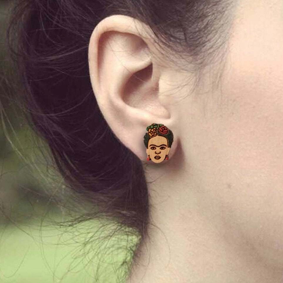 Frida stud earrings