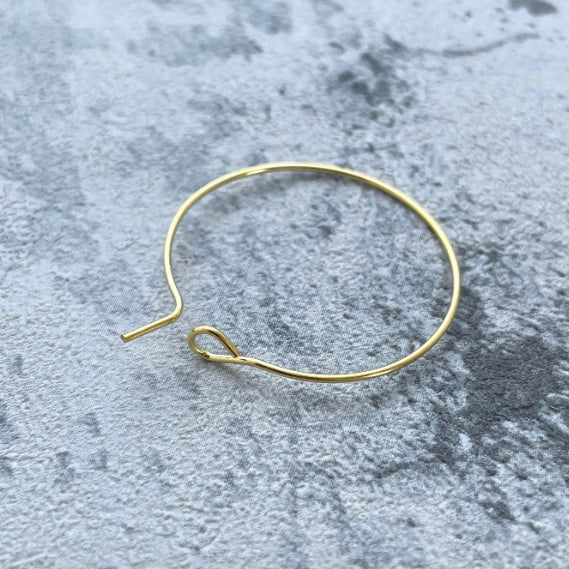 Lightning bolt hoops